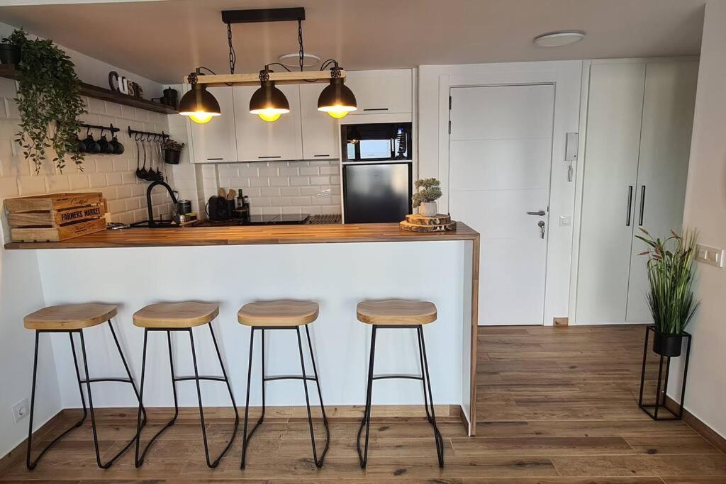 Sunsetmare Vacational Apartment โรเซส ภายนอก รูปภาพ