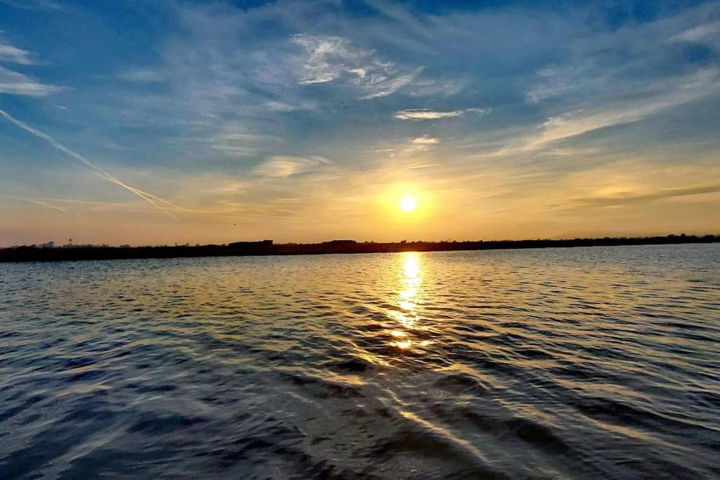 Sunsetmare Vacational Apartment โรเซส ภายนอก รูปภาพ