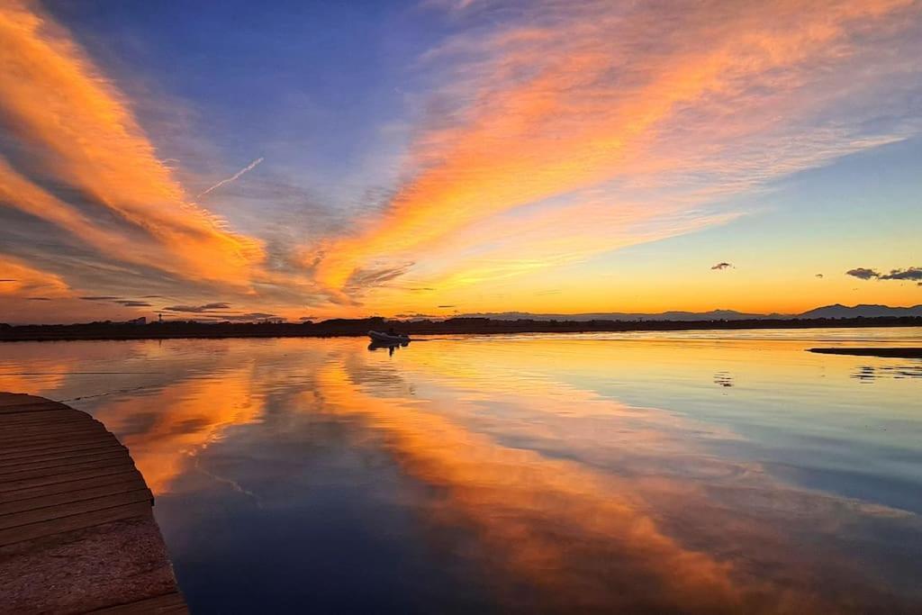 Sunsetmare Vacational Apartment โรเซส ภายนอก รูปภาพ